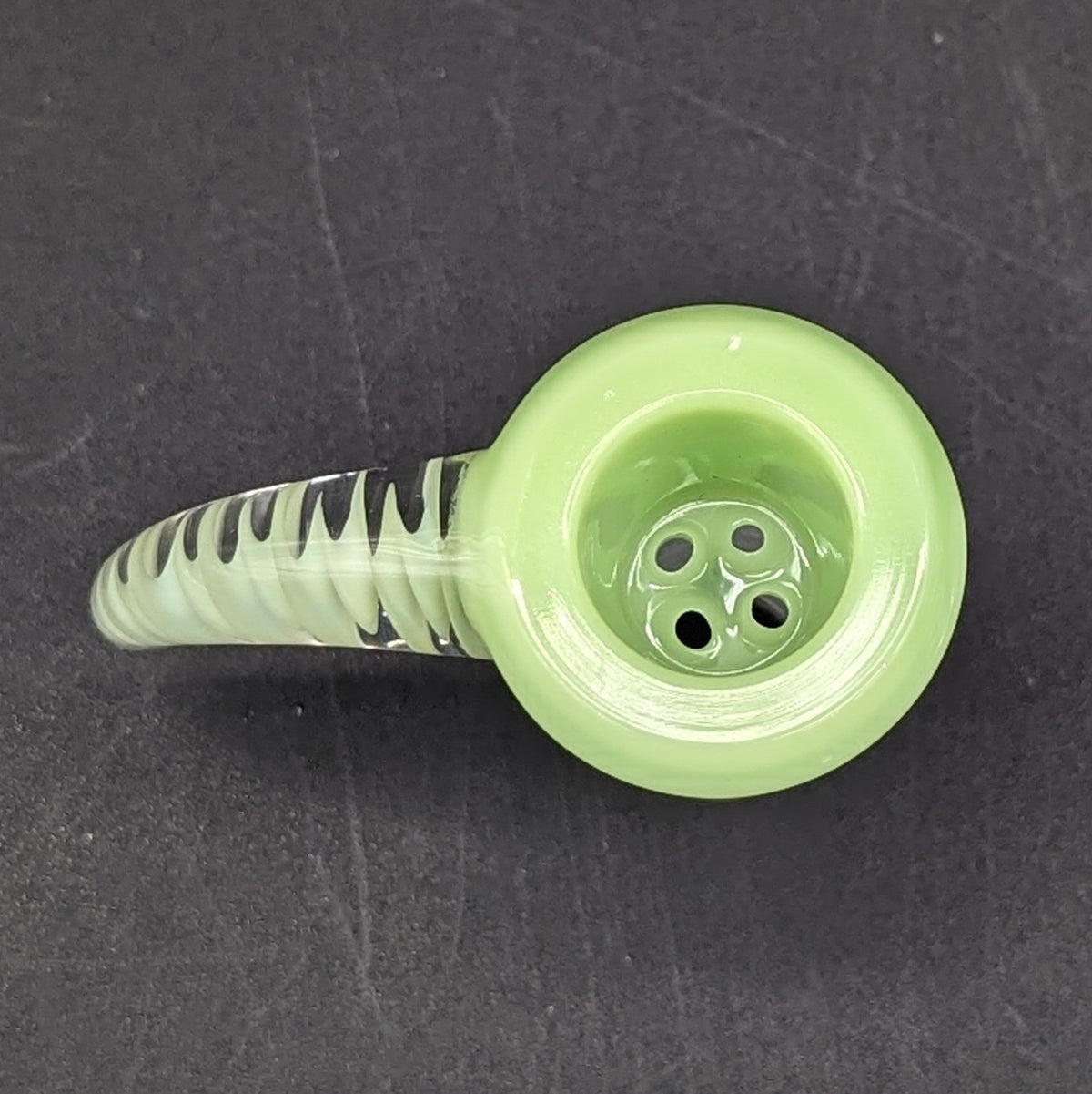 18mm 4 Hole Bong Bowls w/ Claw-Meech Madness Smoke Shop