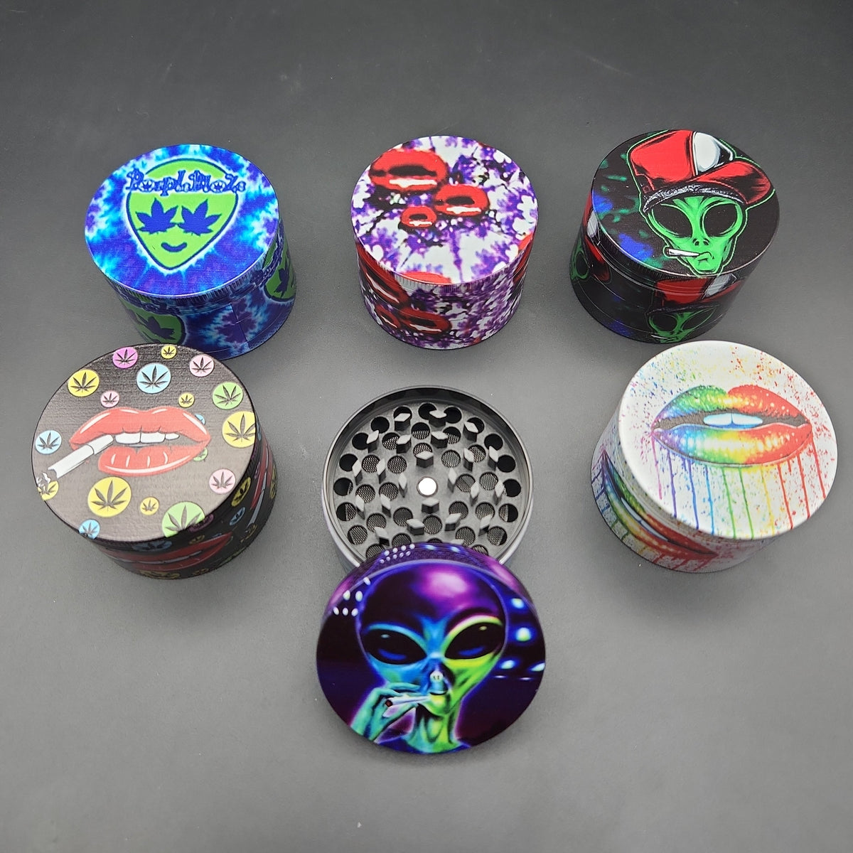 63mm Herb Grinders Lips/Aliens-Avernic Smoke Shop