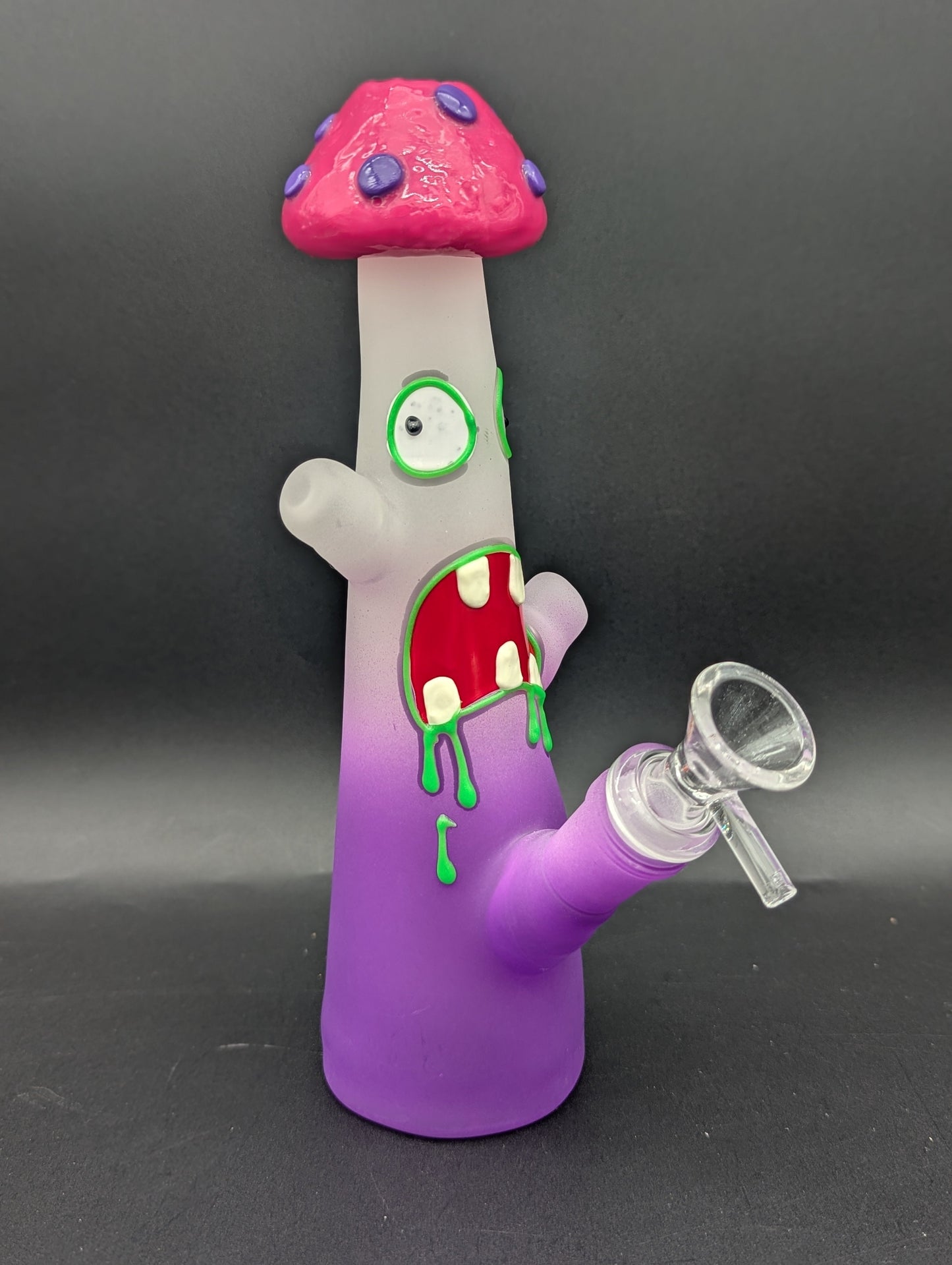 9" Mushroom Tree Zombie Bong-Avernic Smoke Shop
