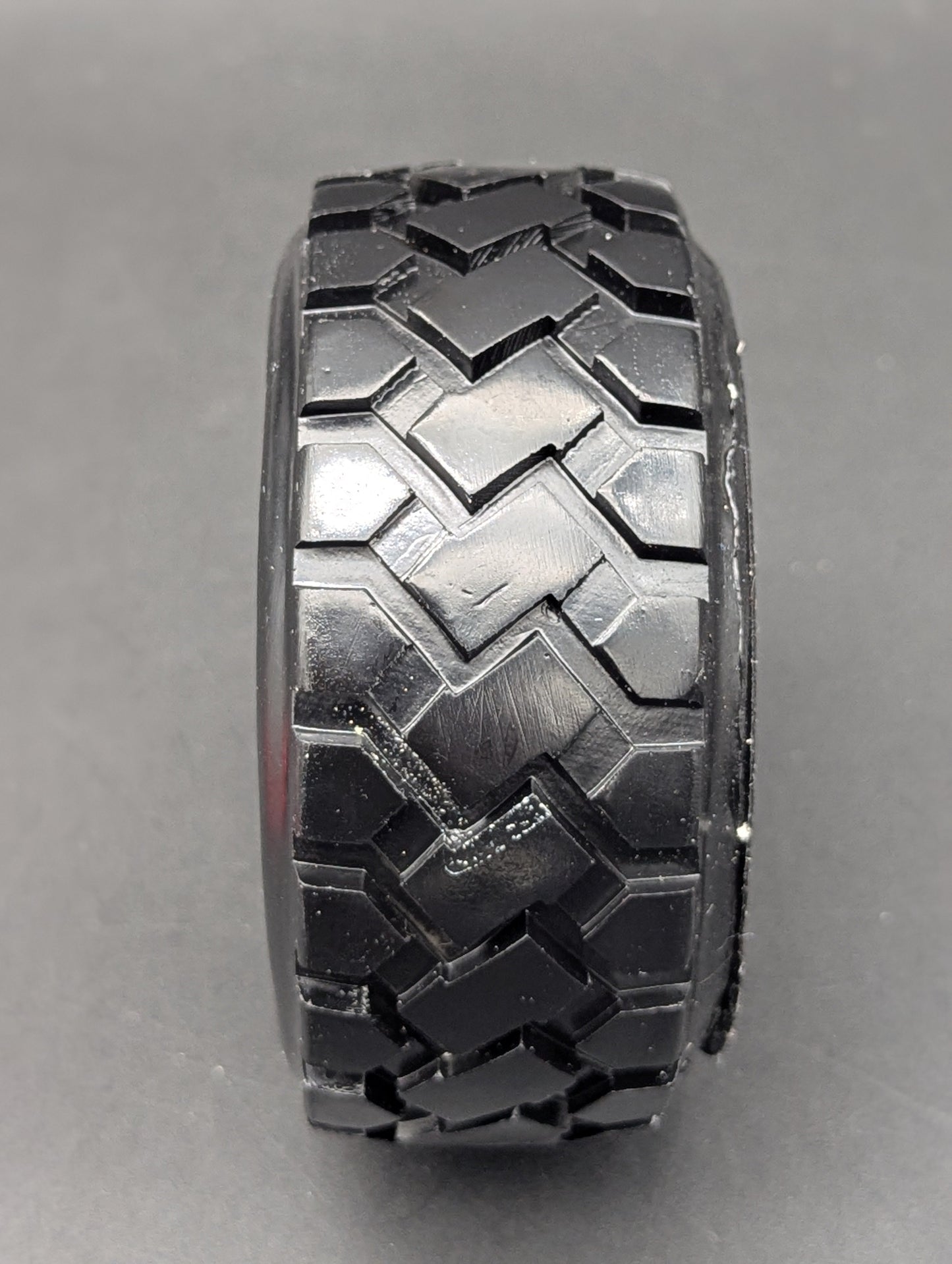 Big Tire Resin Ashtray-Avernic Smoke Shop