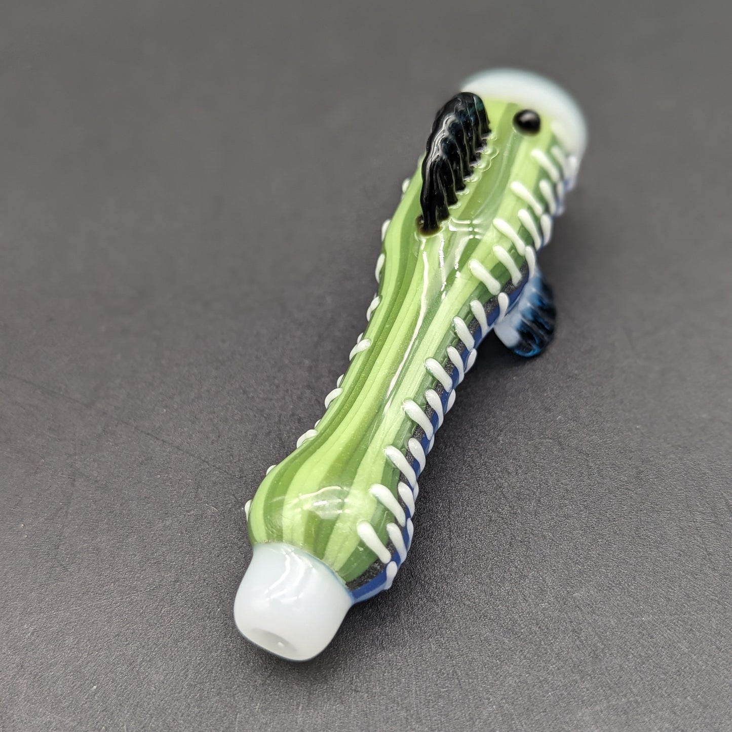 Fish Chillum Pipe 3.75" w/ Fins-Avernic Smoke Shop