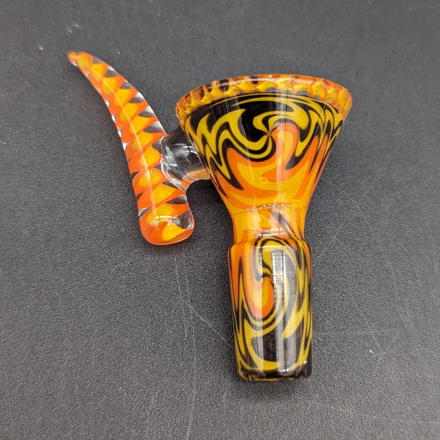 Fully Worked 14mm 4 Hole Slides w/ Handle-Avernic Smoke Shop