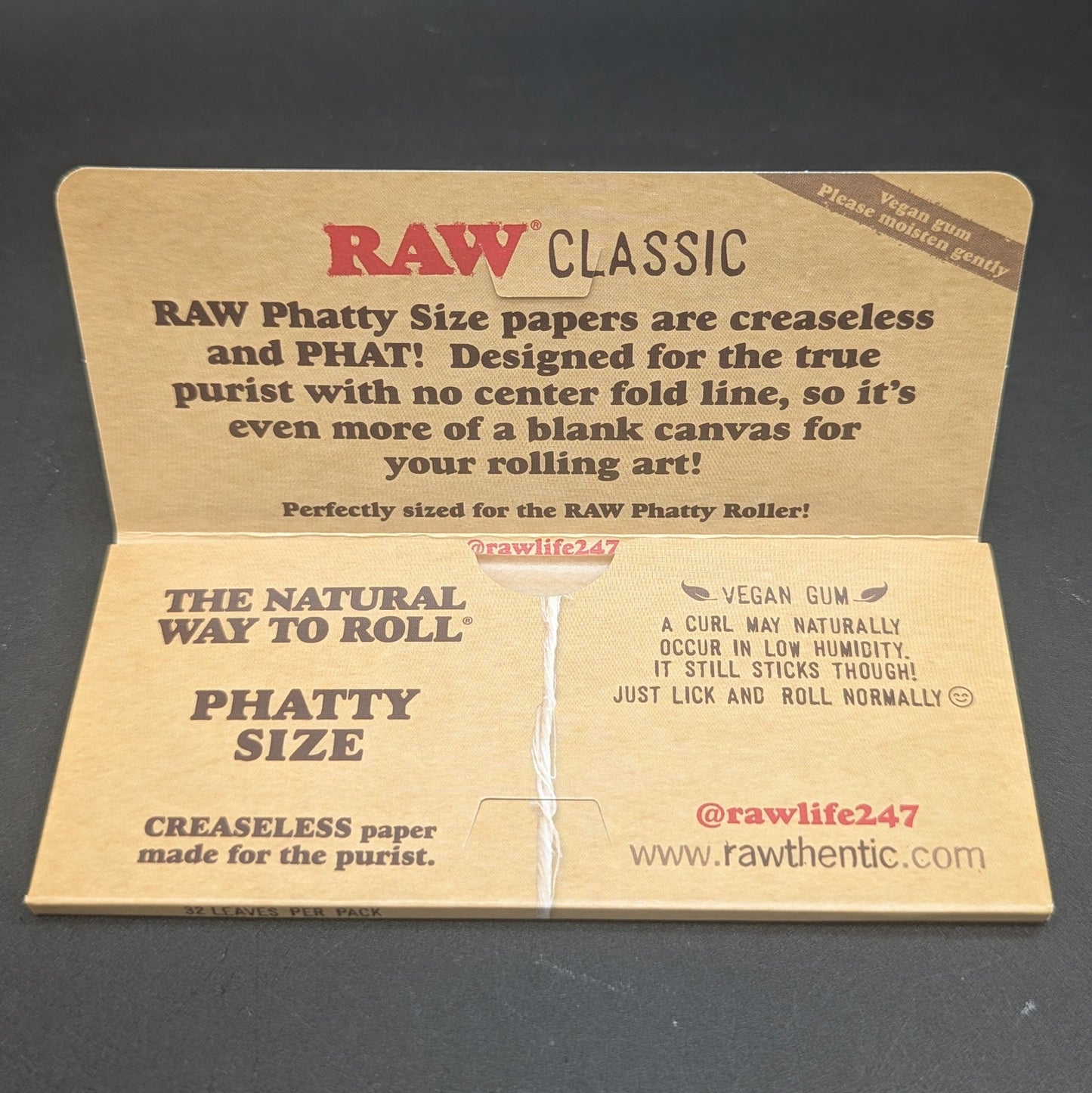 RAW Classic Rolling Papers | Phatty | 32pc-Avernic Smoke Shop