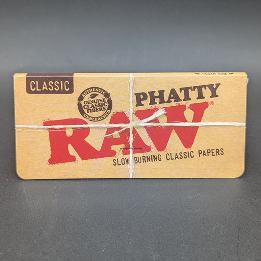 RAW Classic Rolling Papers | Phatty | 32pc-Meech Madness Smoke Shop
