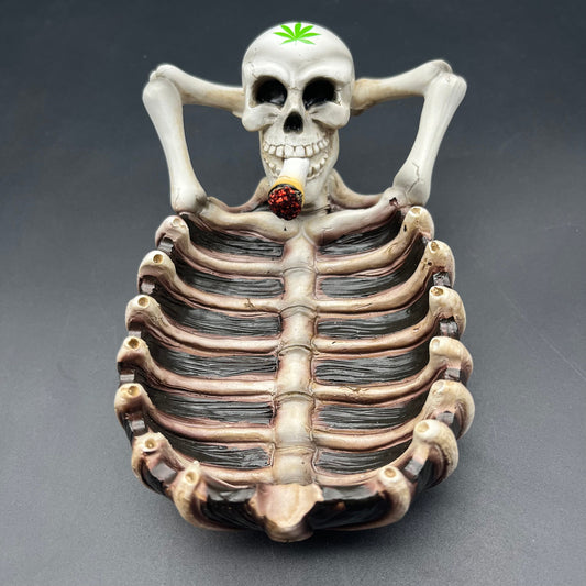 Smoking Skeleton Ashtray-Avernic Smoke Shop