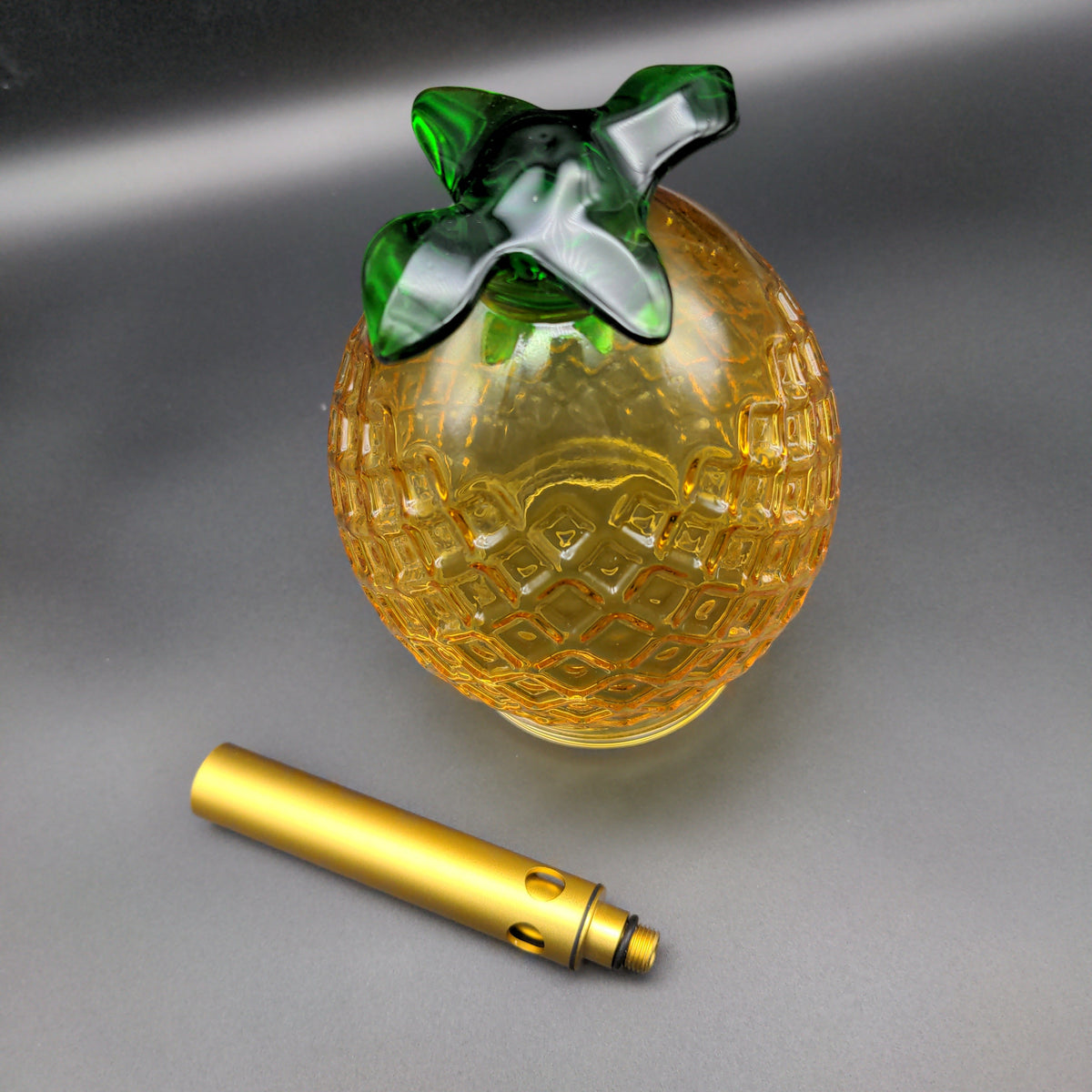 Stündenglass Pineapple Globe-Meech Madness Smoke Shop
