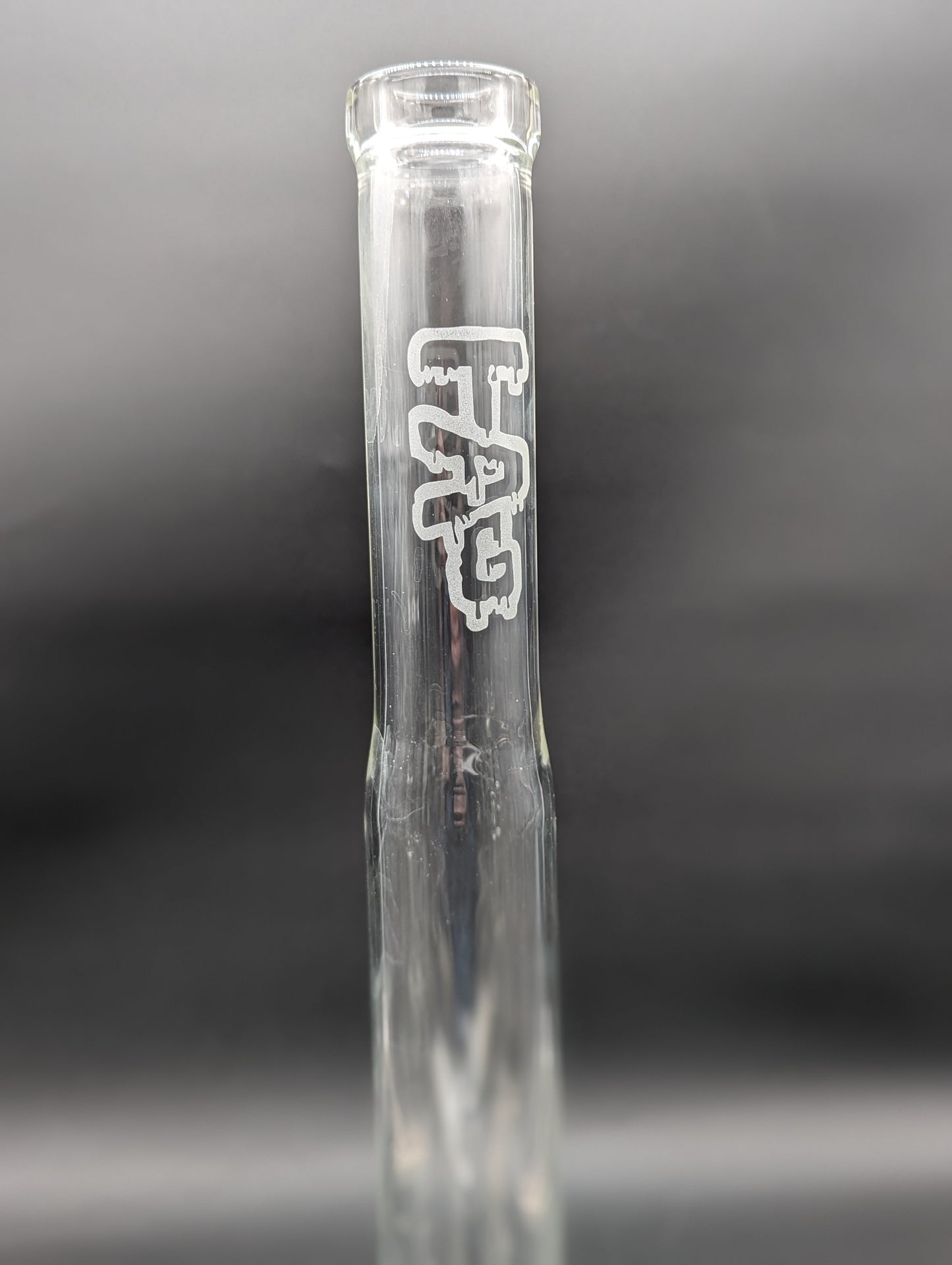 TAG - 20" Gridded Super Slit Triple Inline Bong-Avernic Smoke Shop
