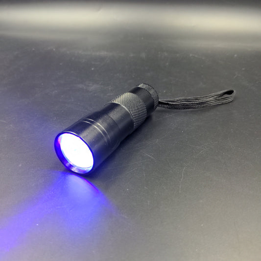 UV Pocket Flashlight - Batteries Included-Avernic Smoke Shop