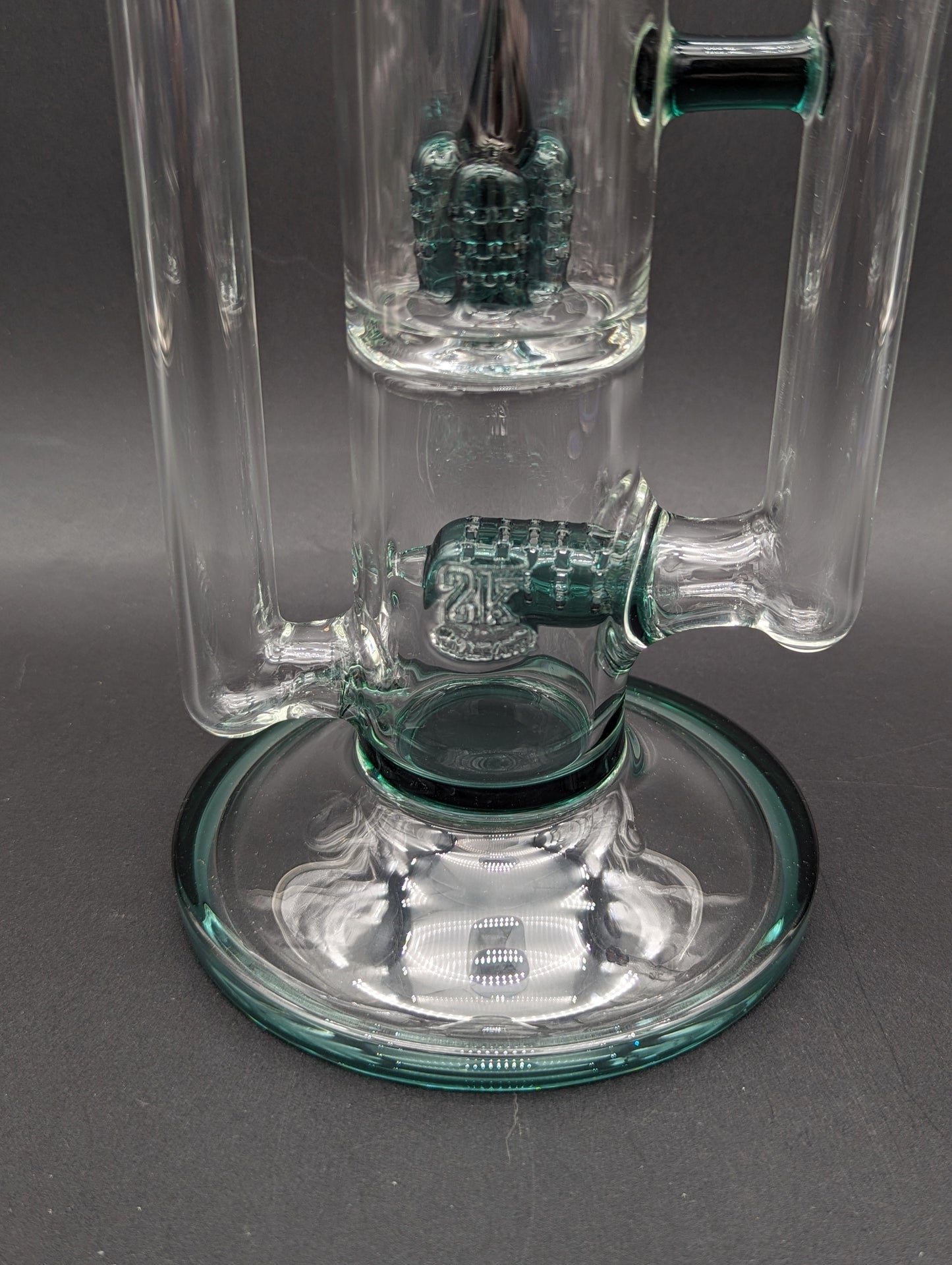 2K Glass 19" Color Accent Treecycler-Avernic Smoke Shop