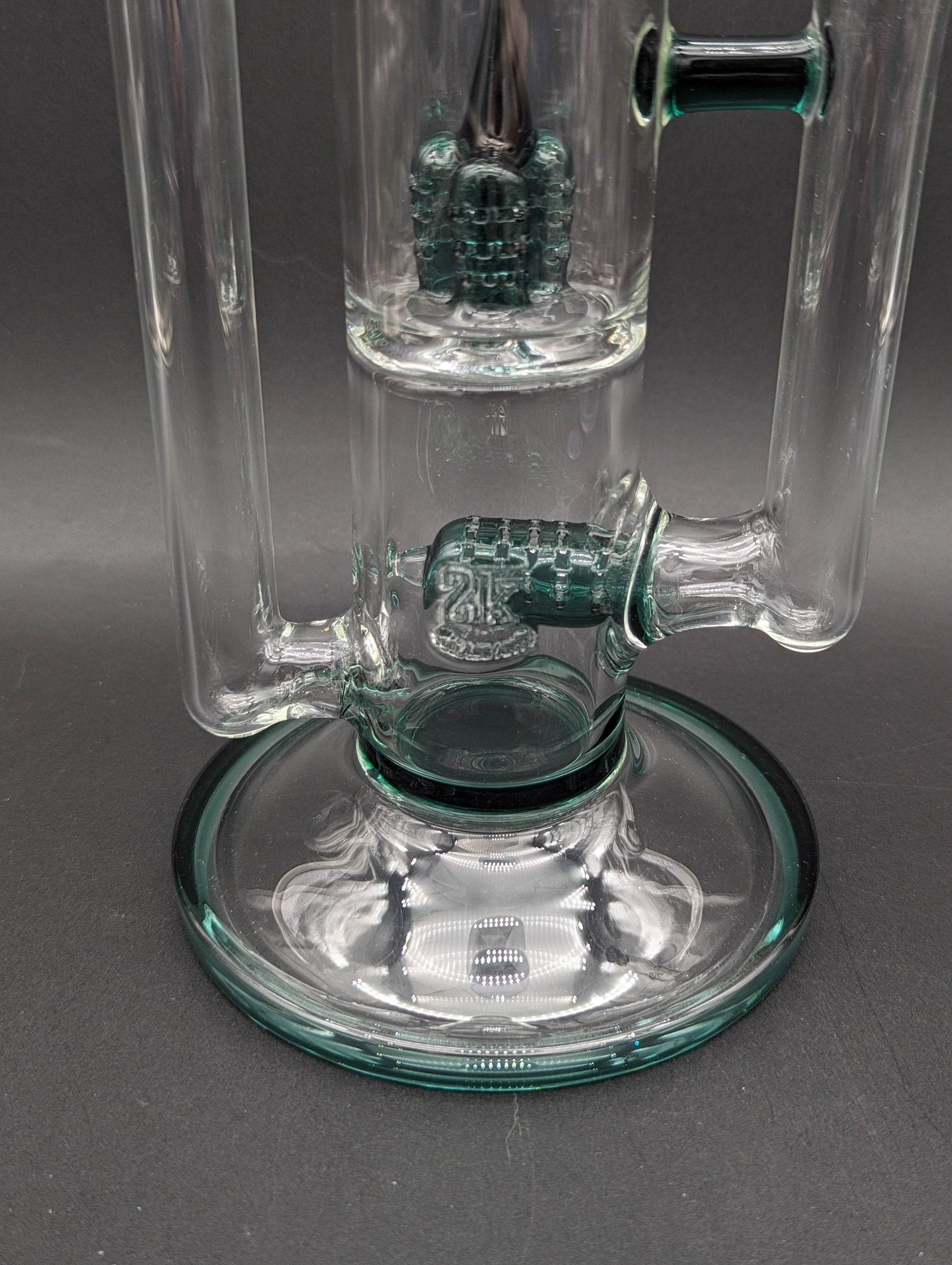 2K Glass 19" Color Accent Treecycler-Avernic Smoke Shop