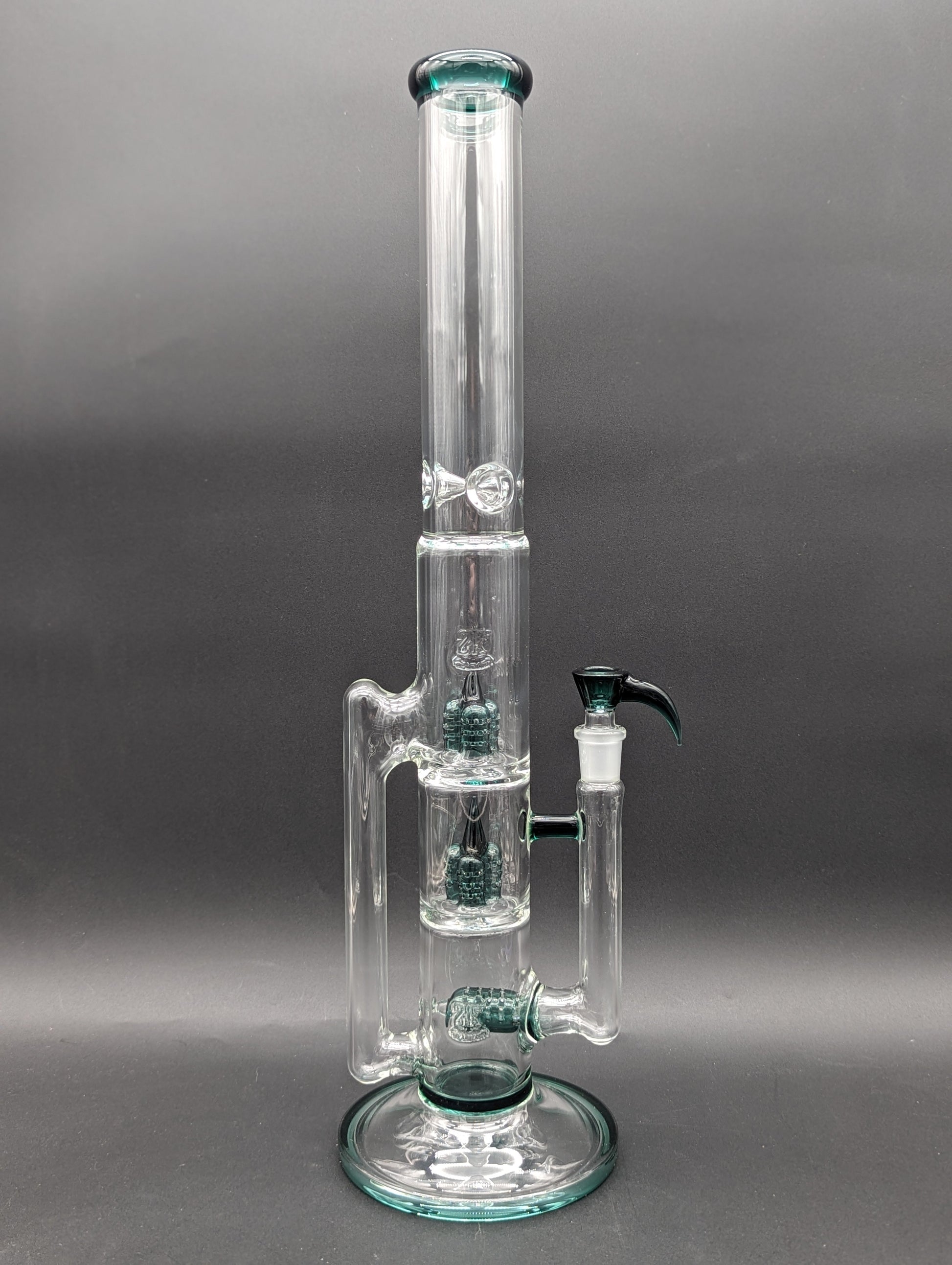 2K Glass 19" Color Accent Treecycler-Avernic Smoke Shop
