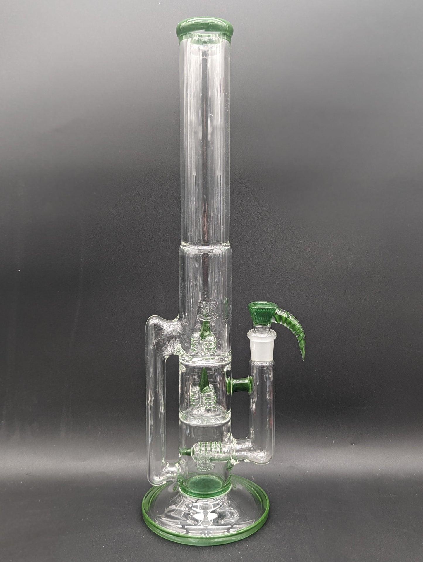 2K Glass 19" Color Accent Treecycler-Avernic Smoke Shop
