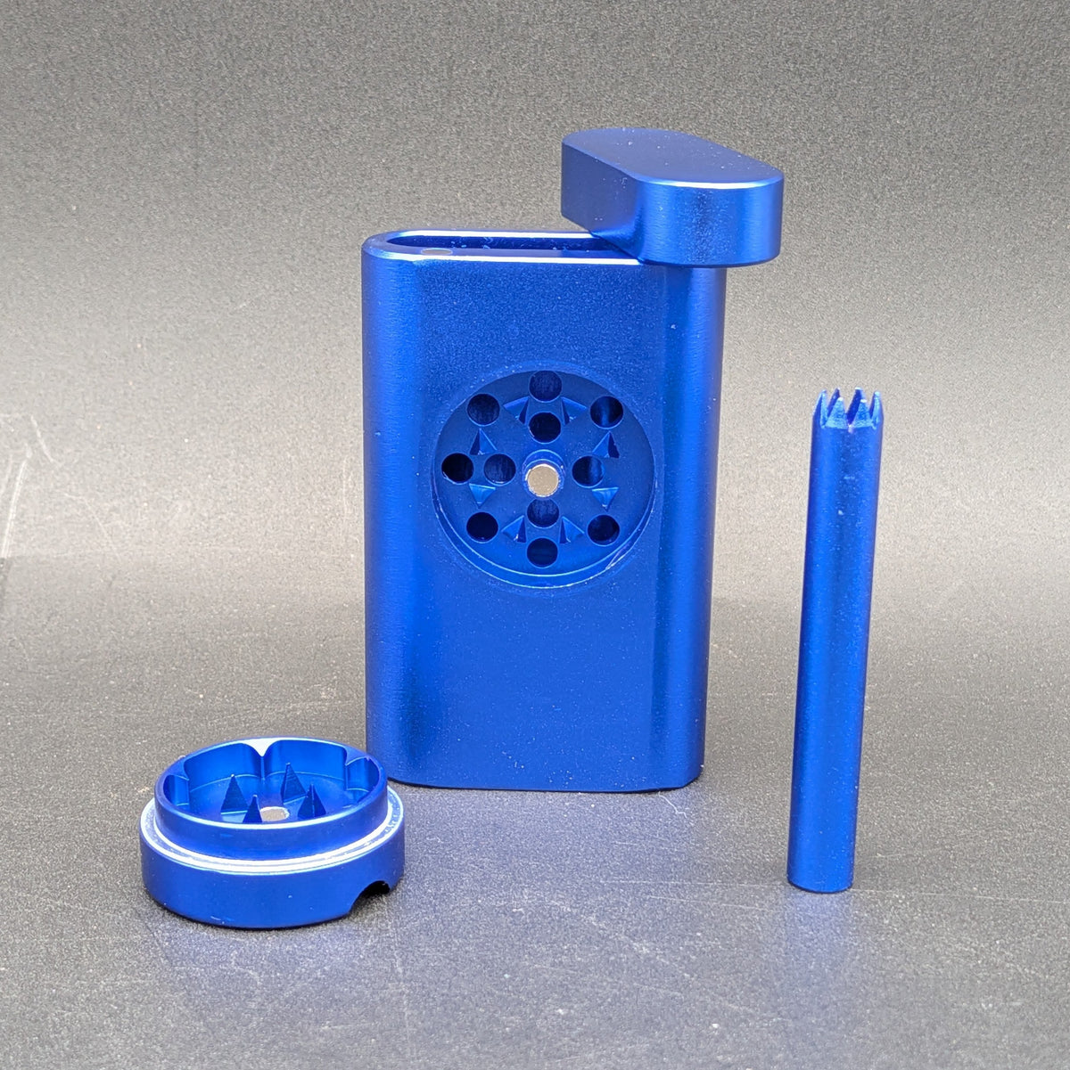 3" Metal Dugout W/ Built in Grinder