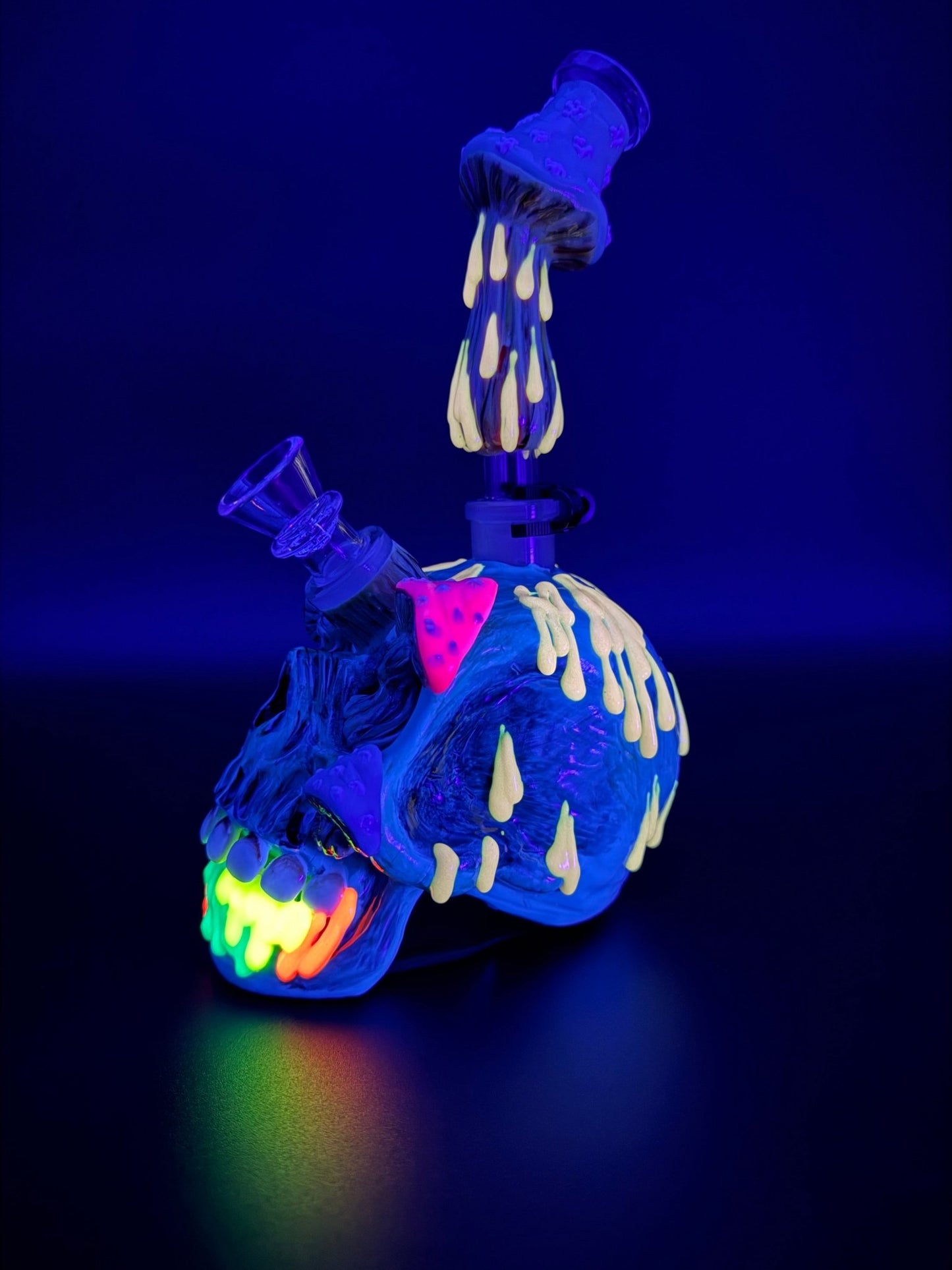 3D Trippy Blue Skull Bong - Meech Madness Smoke Shop