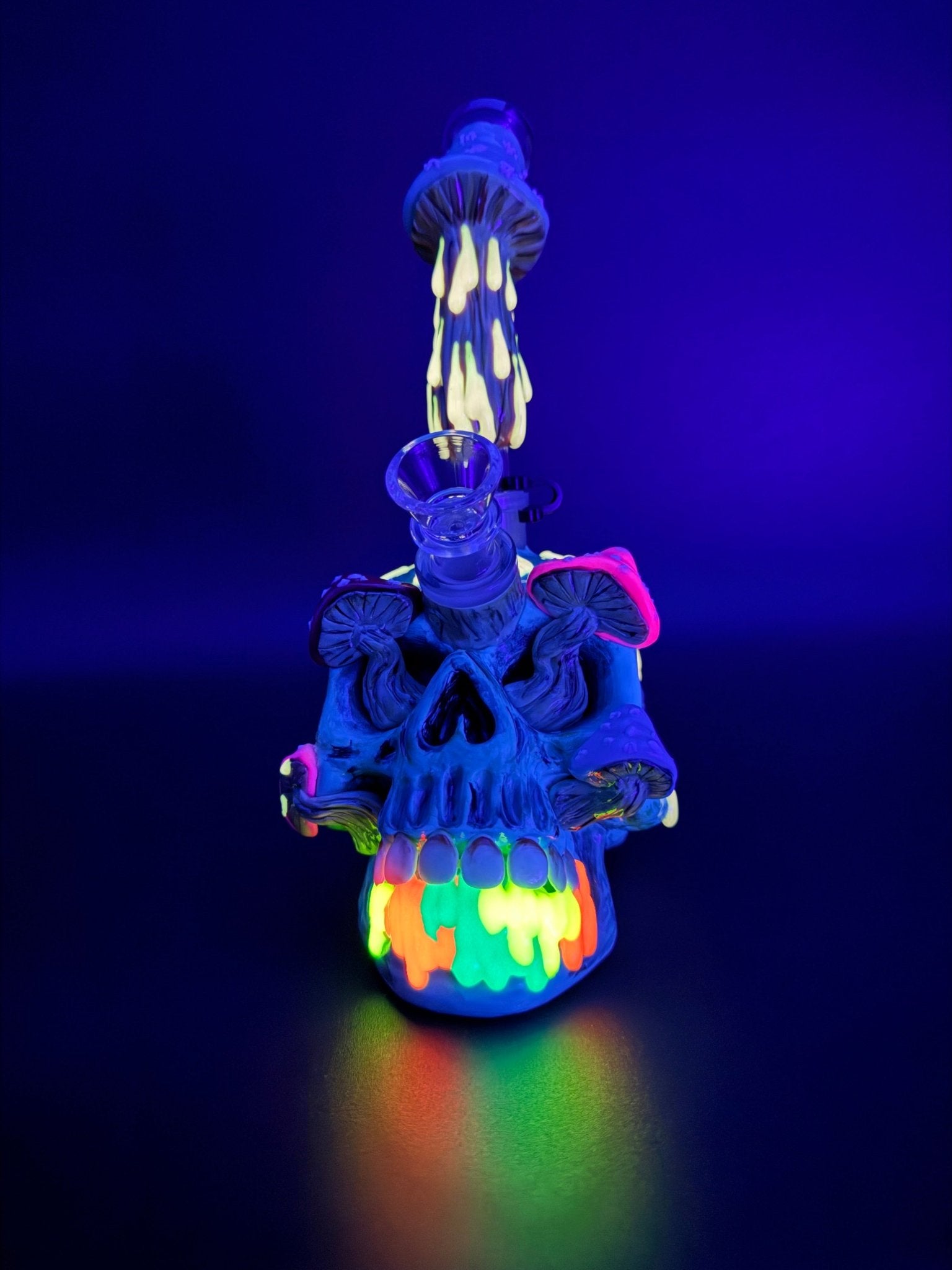 3D Trippy Blue Skull Bong - Meech Madness Smoke Shop