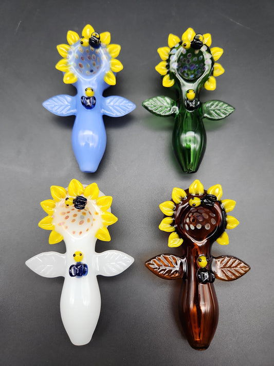 4" Sunflower Hand Pipe with Bees - Avernic Smoke Shop