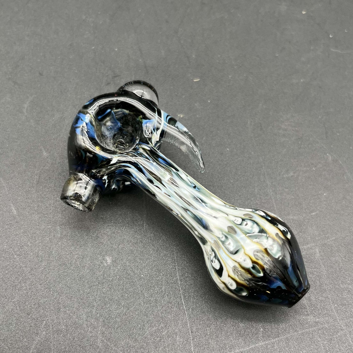 Pipas de vidrio trabajadas de 4" - Por Homie G Glass