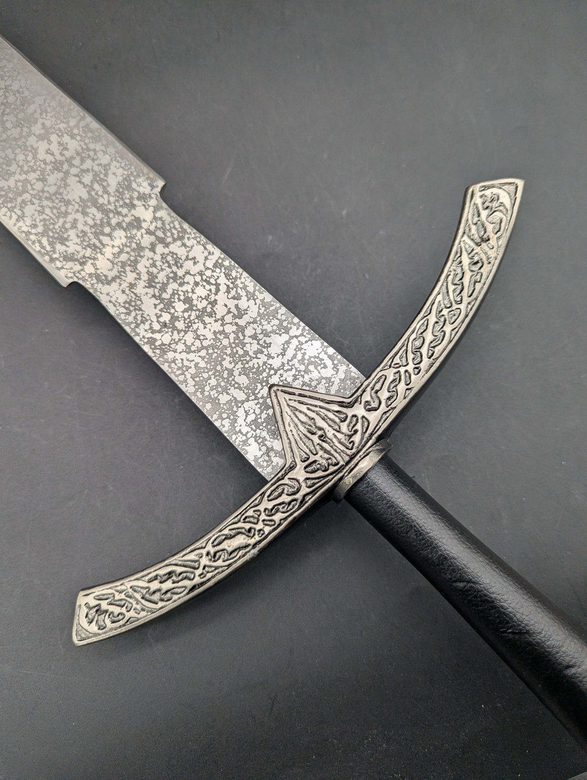 40" Medieval Damascus Steel Long Sword-Avernic Smoke Shop