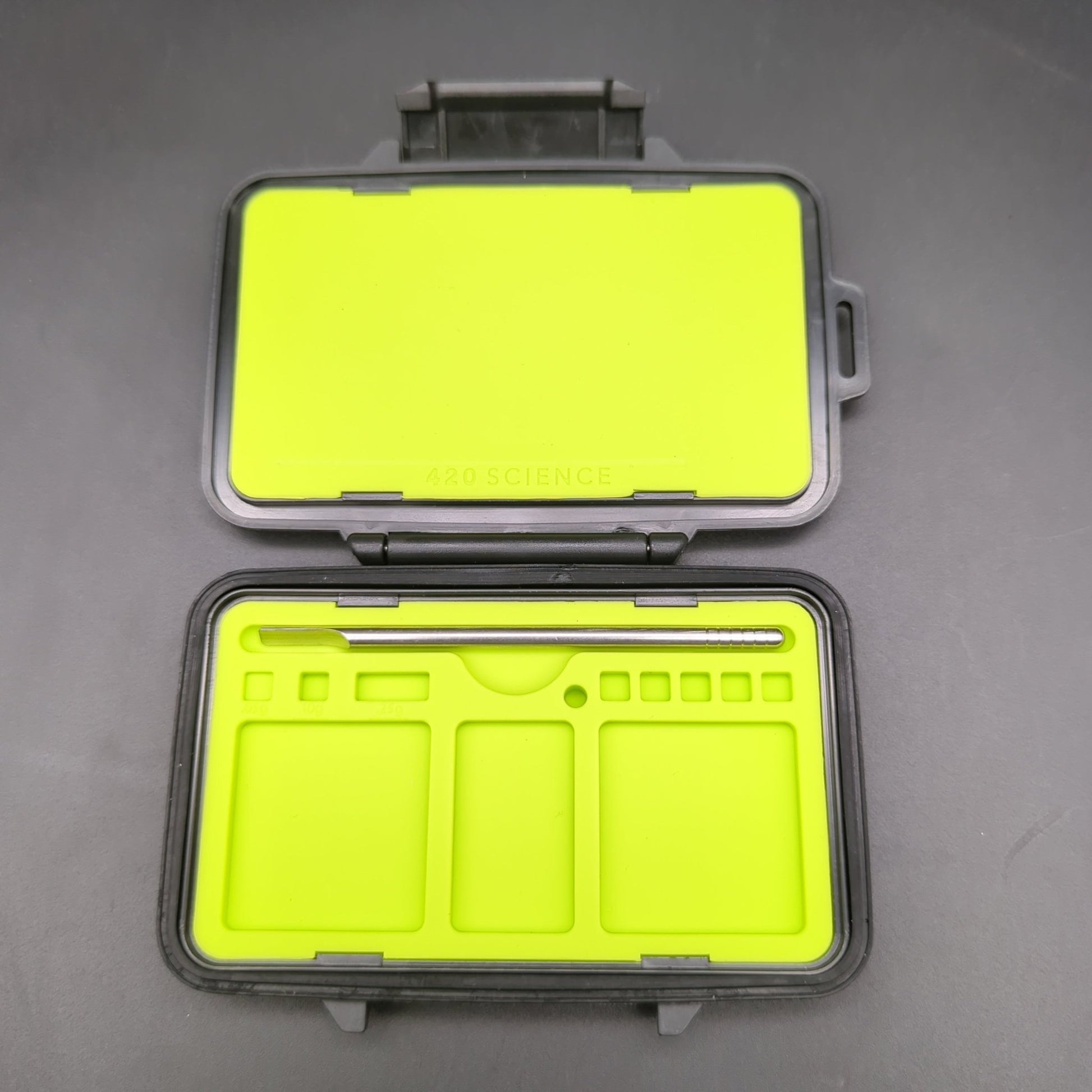 420 Science Wax Wallet XL Concentrate Container - Meech Madness Smoke Shop