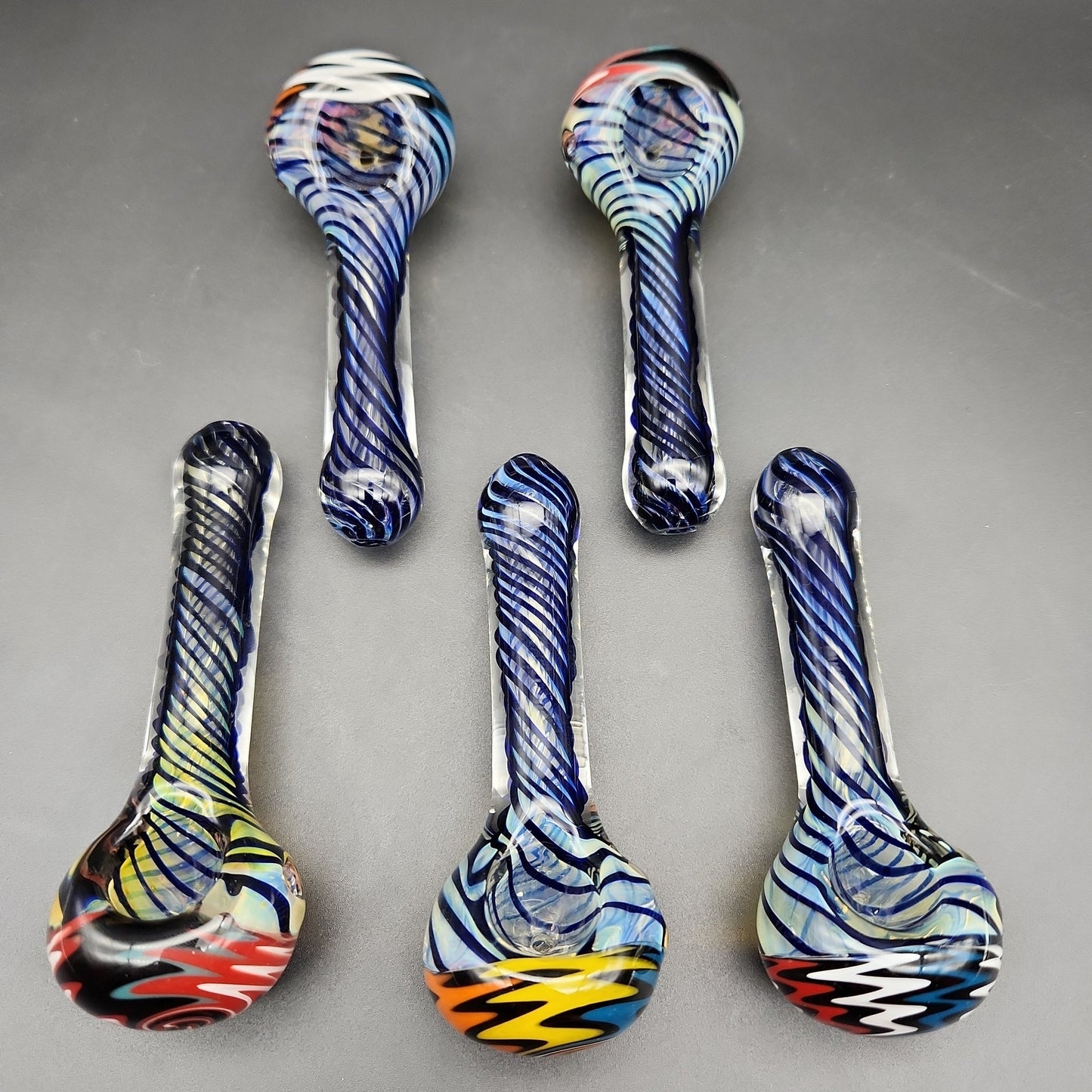 4.5" Color Swirl Wig Wag Hand Pipe - Avernic Smoke Shop