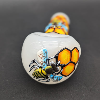 5" 3D Honeycomb Bee Hand Pipe-Avernic Smoke Shop