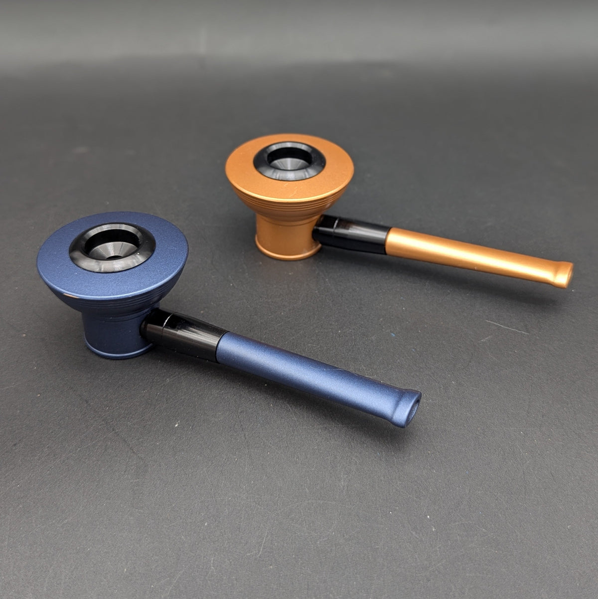 5.5" Metal UFO Hand Pipe-Avernic Smoke Shop