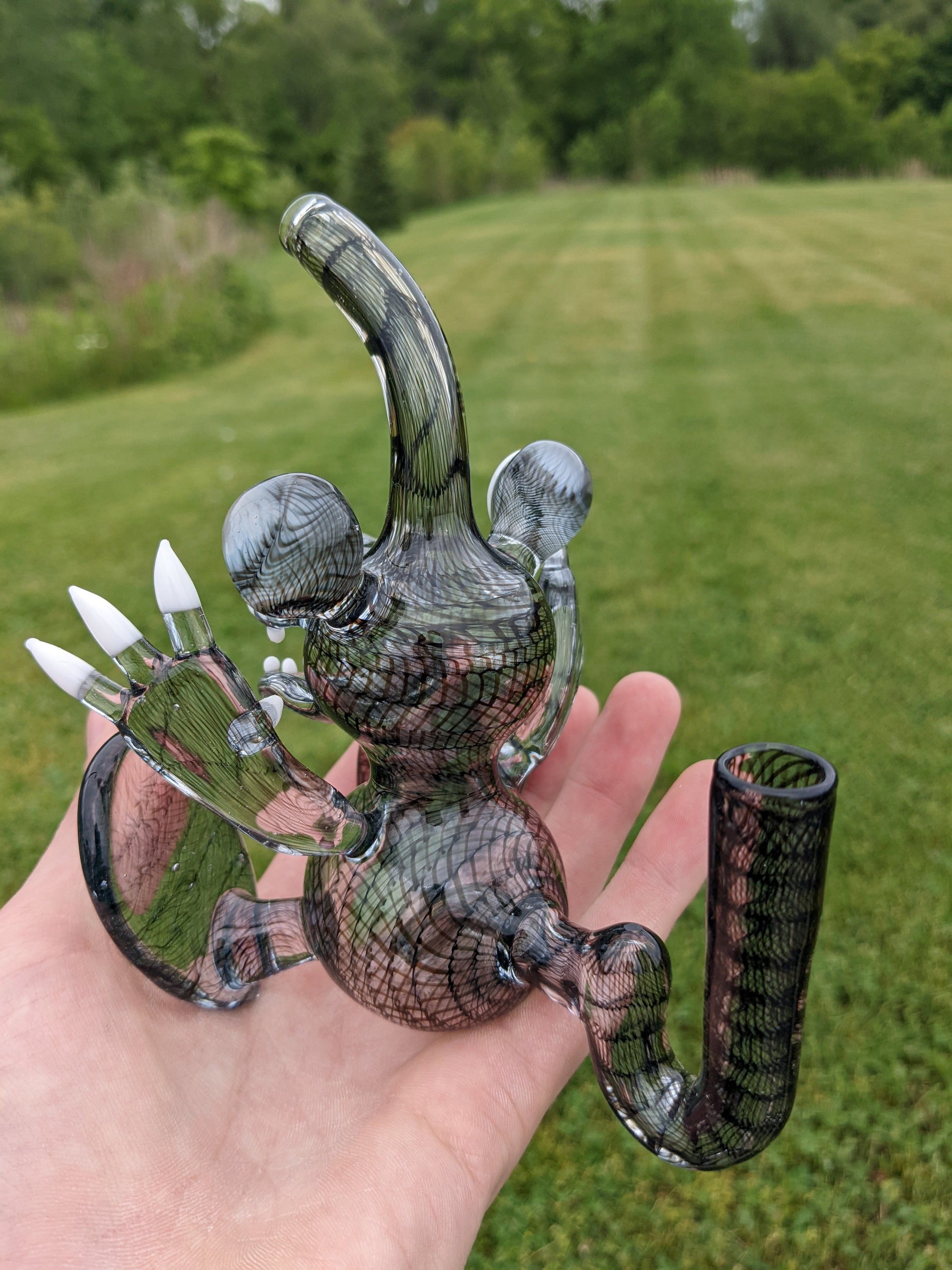 6" Akame Glass Excited Monster Dab Rig - Avernic Smoke Shop