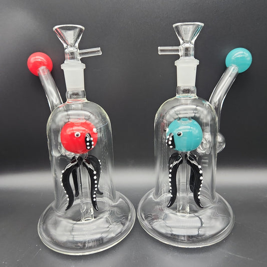 7.5" Upright Friendly Squid Bubbler-Avernic Smoke Shop