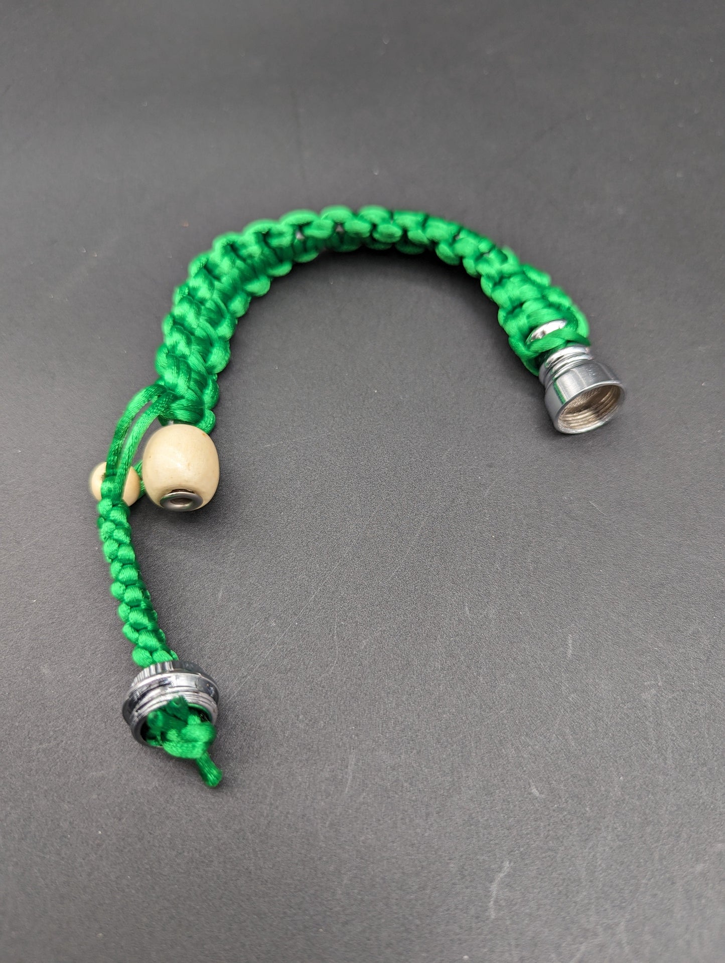 8" Threaded Bracelet Pipe w/ Metal Bowl