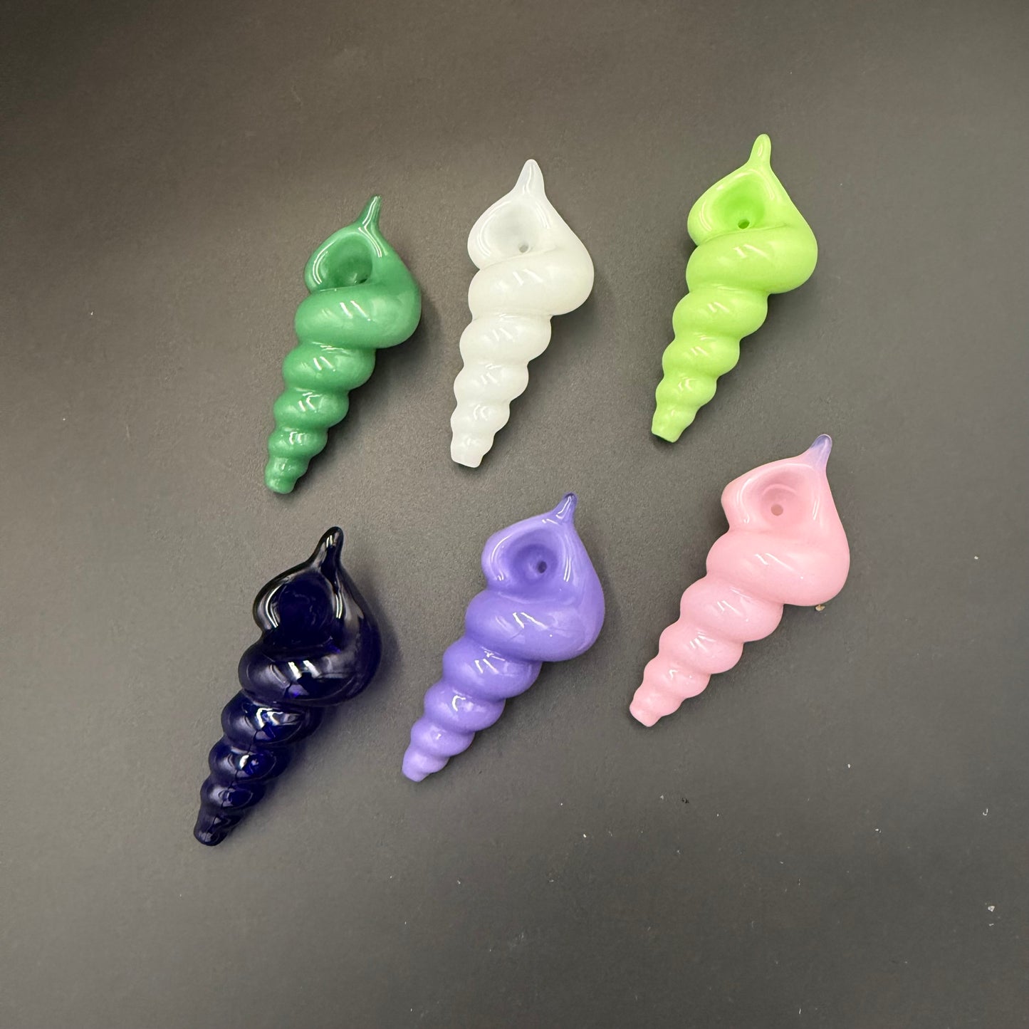 Shell Shaped Glass Hand Pipe - Meech Madness Smoke Shop