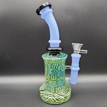 9.5" Etched Hollowfoot Water Pipe - Avernic Smoke Shop