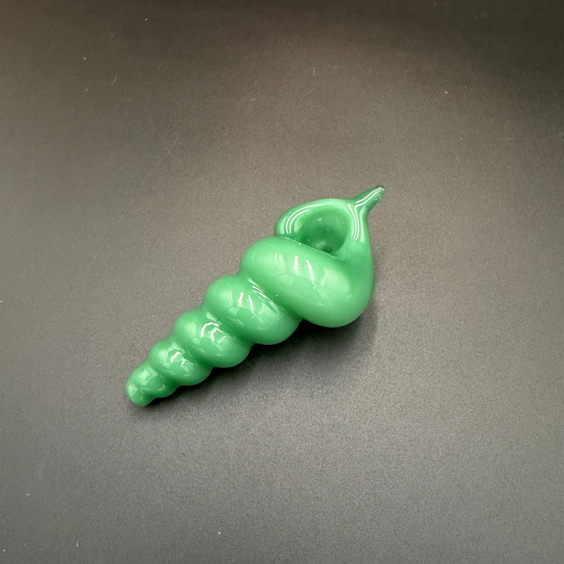 Shell Shaped Glass Hand Pipe - Meech Madness Smoke Shop