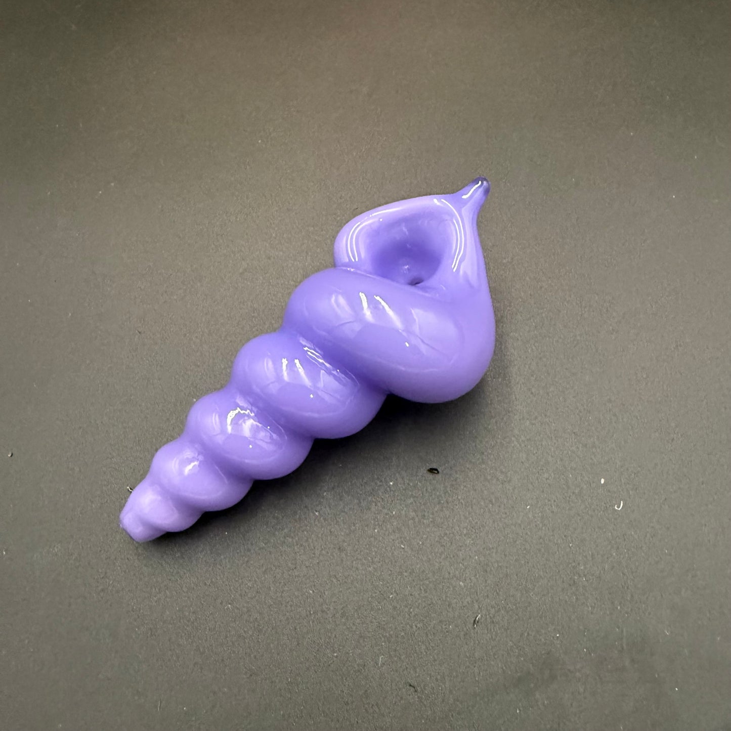 Shell Shaped Glass Hand Pipe - Meech Madness Smoke Shop
