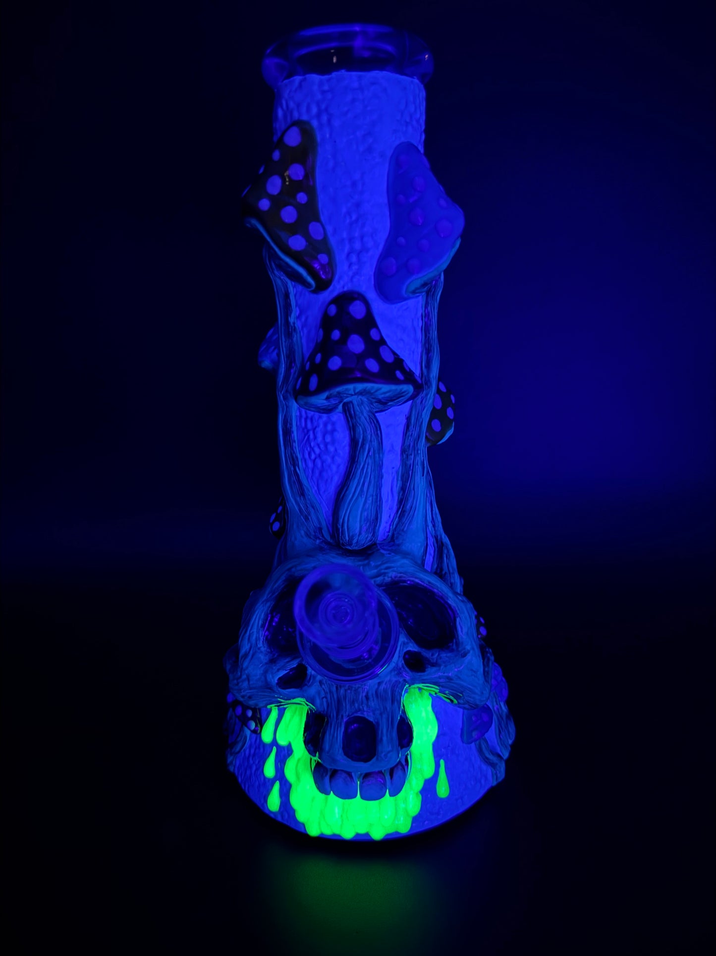 Trippy Skull 3D Beaker Bong