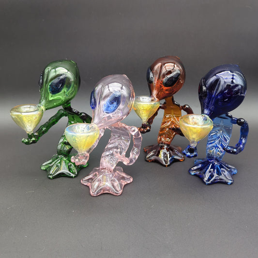 Alien Dry Novelty Weed Pipe - Avernic Smoke Shop