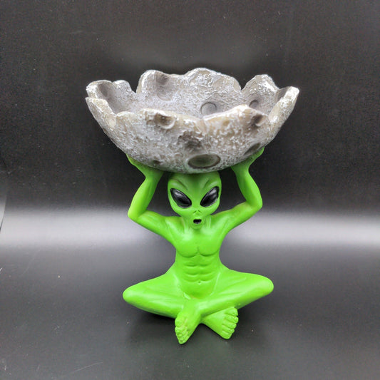 Alien Holding Moon Ashtray | 5.5" - Meech Madness Smoke Shop