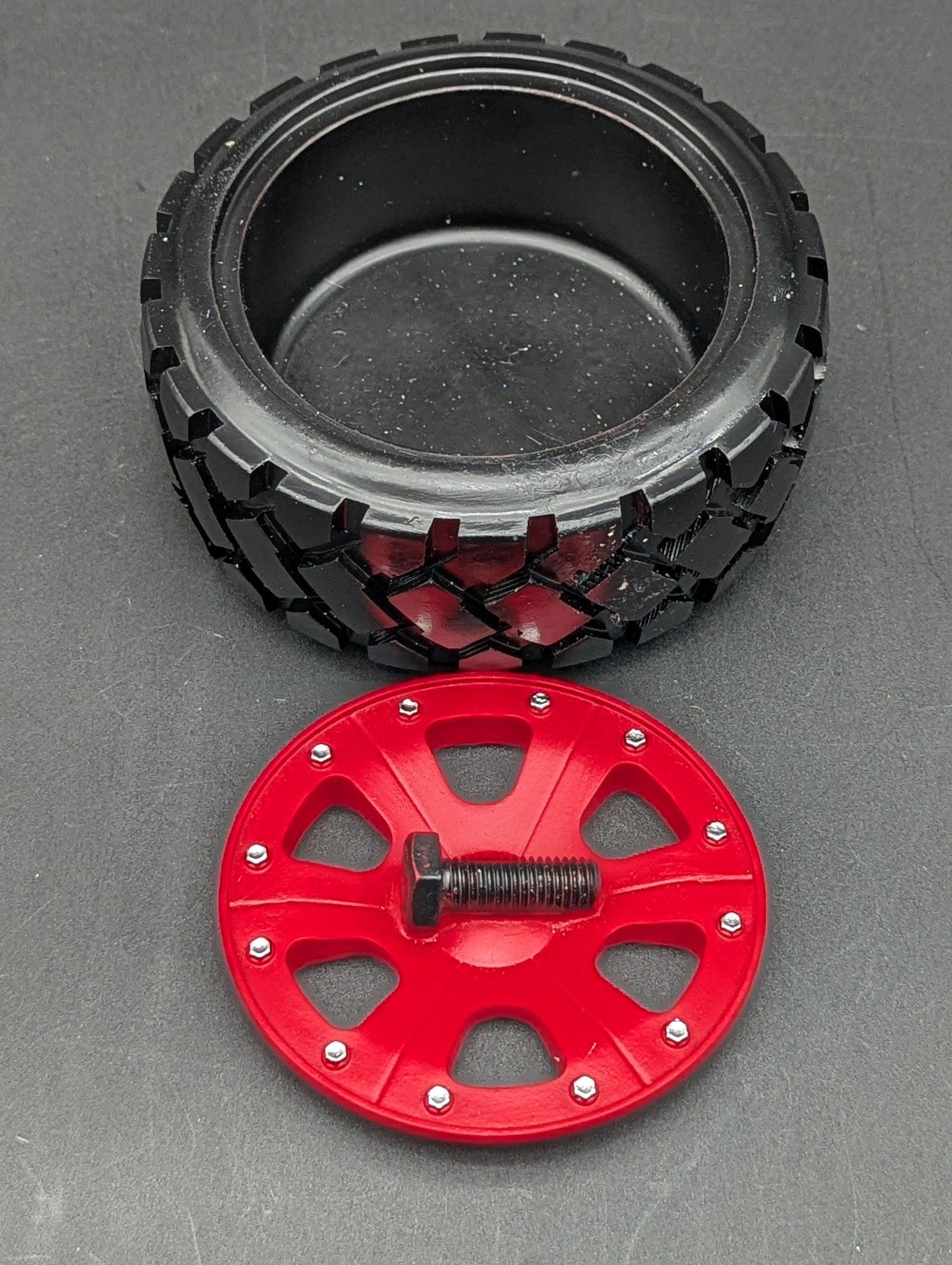 Big Tire Resin Ashtray-Avernic Smoke Shop