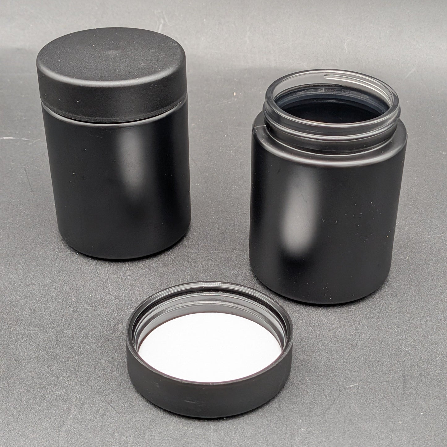 Black UV-Proof Glass Jar with Lid-Avernic Smoke Shop