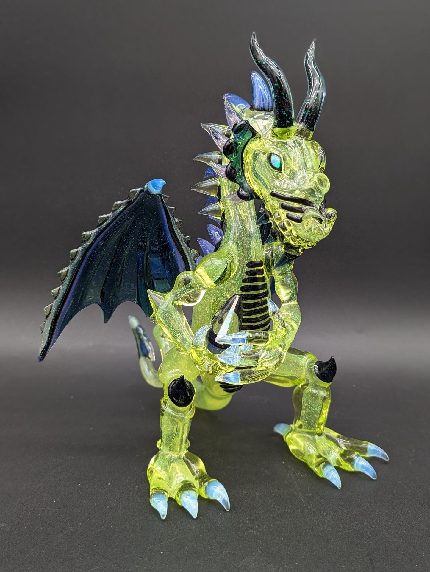 Crushed Opal Dragon Sculpture Dab Rig - Mako Glass-Avernic Smoke Shop