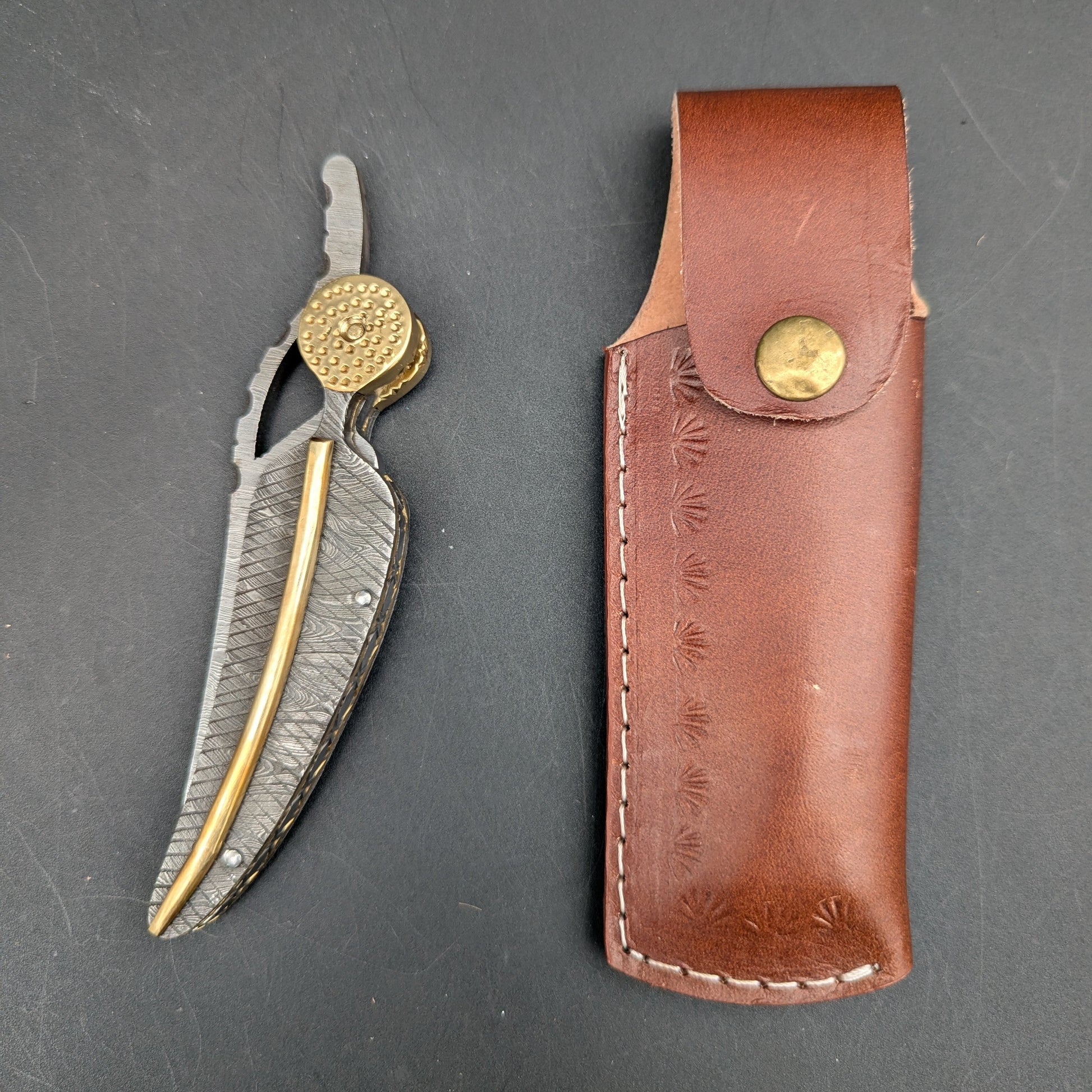 Damascus Steel Leaf Blade Knife-Meech Madness Smoke Shop