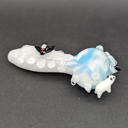 Pipa de vidrio Empire Glassworks con forma de cuchara, pingüinos helados, tamaño pequeño