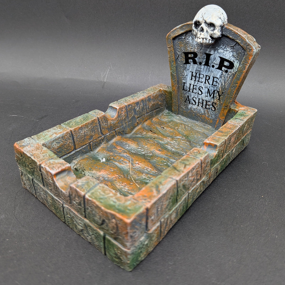 Fujima RIP Tombstone Ashtray | 6.25"