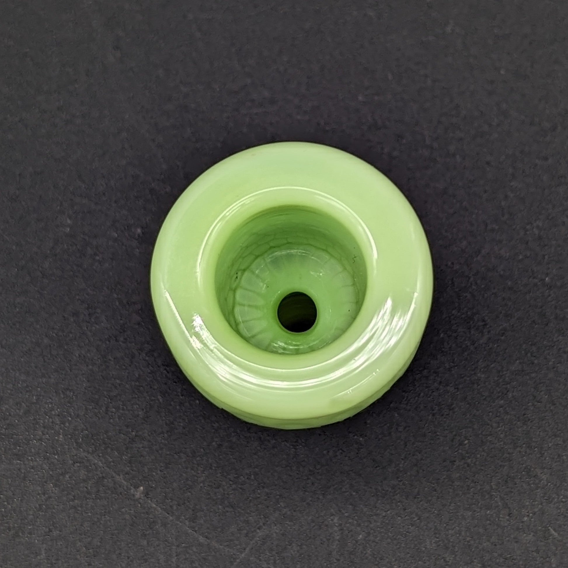 Full Color Single Hole Honeycomb Slide 14mm-Avernic Smoke Shop