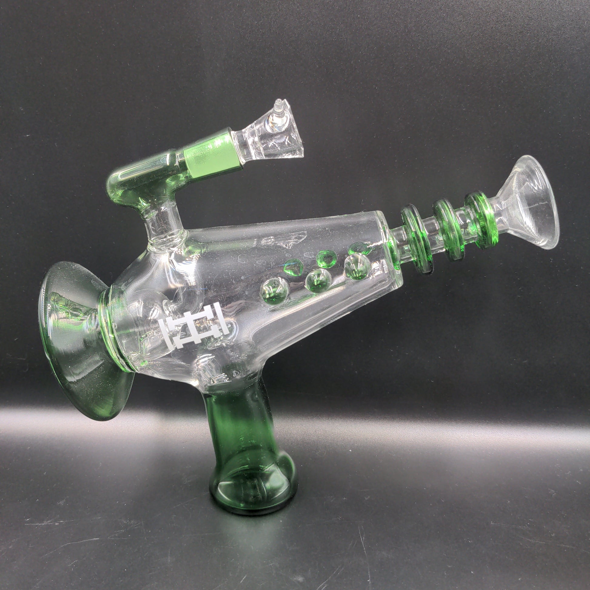 Hemper Phaser Bong Green 9" - Avernic Smoke Shop