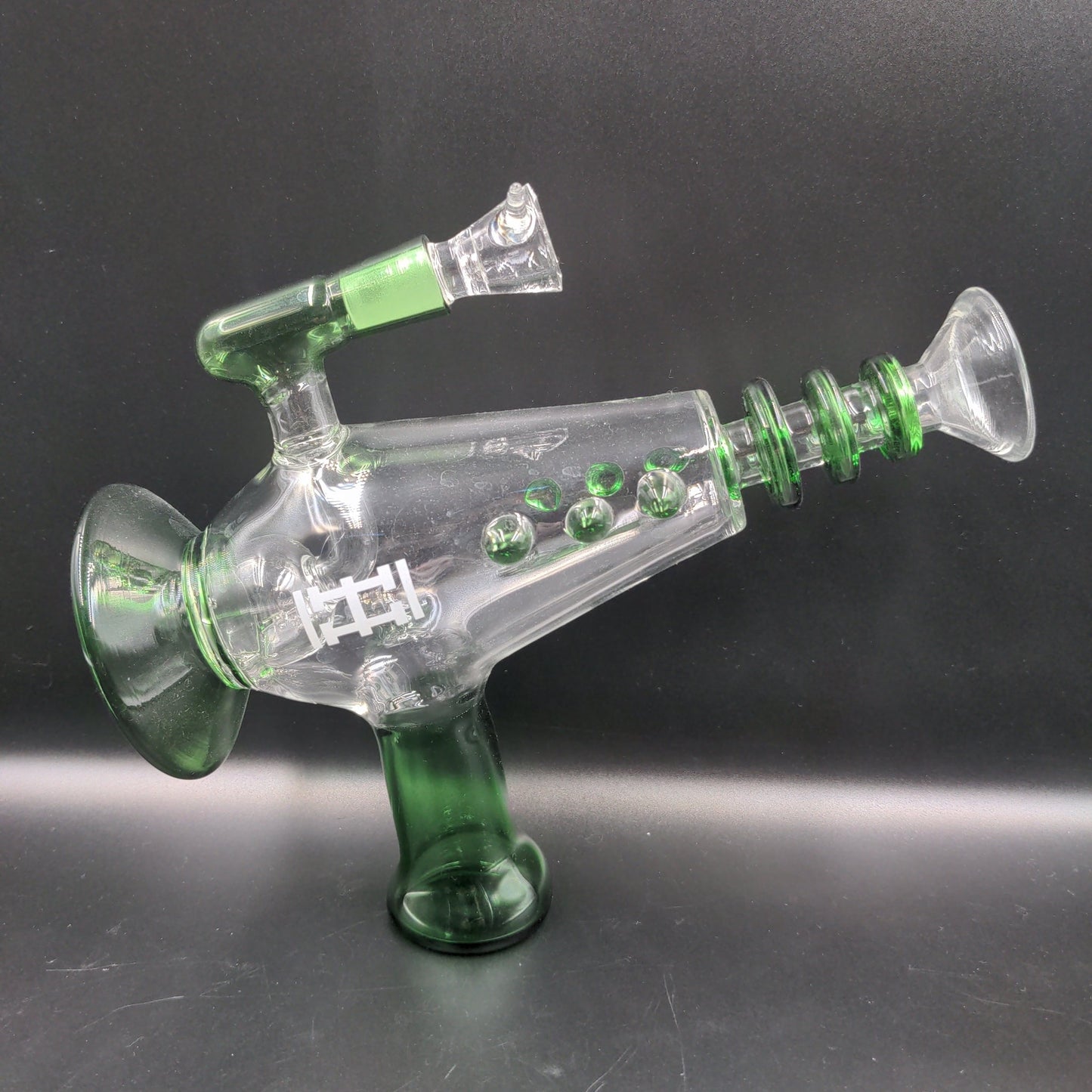 Hemper Phaser Bong Green 9" - Meech Madness Smoke Shop