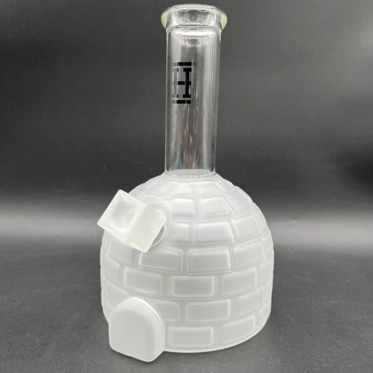 Hemper XL Igloo Water Pipe-Avernic Smoke Shop