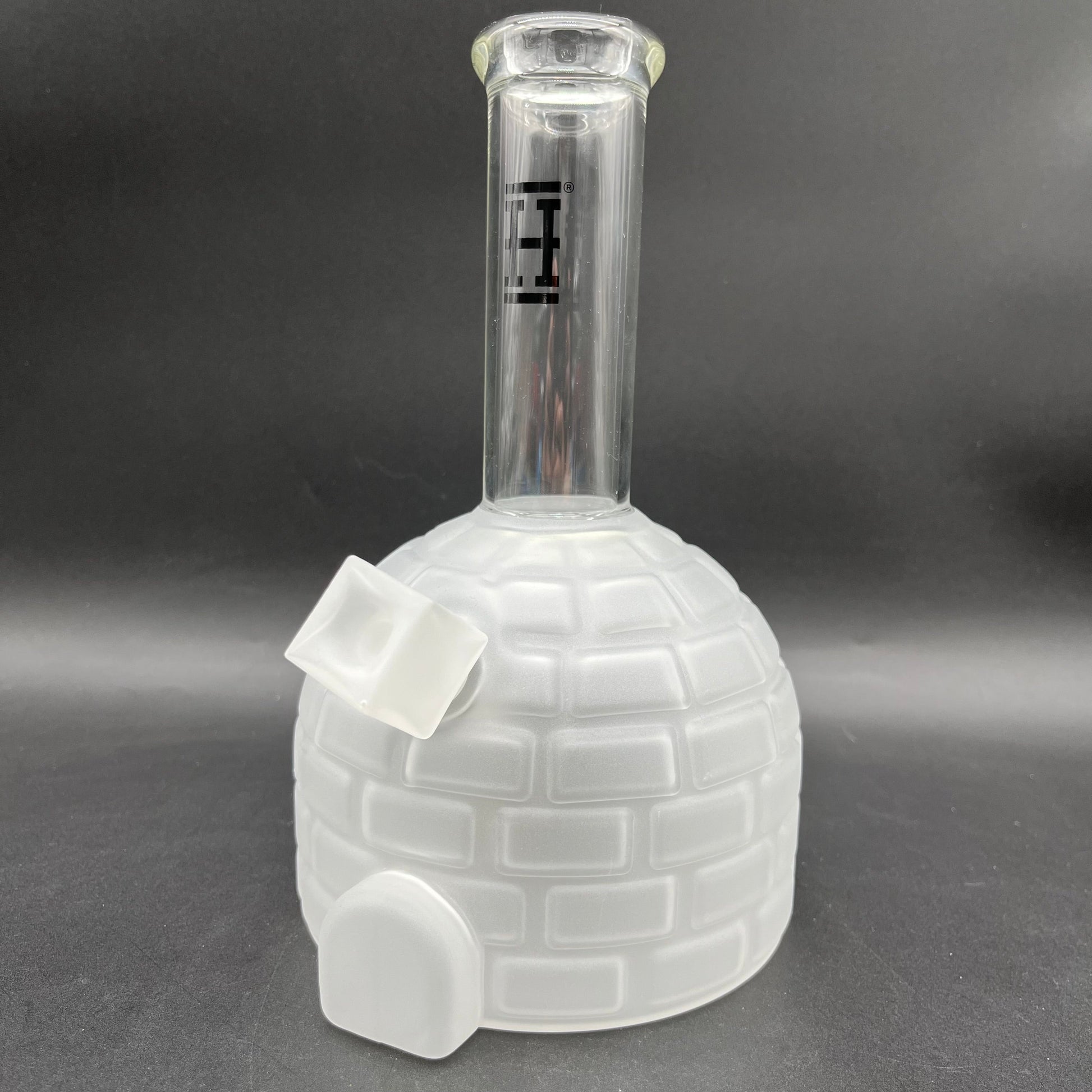 Hemper XL Igloo Water Pipe-Avernic Smoke Shop