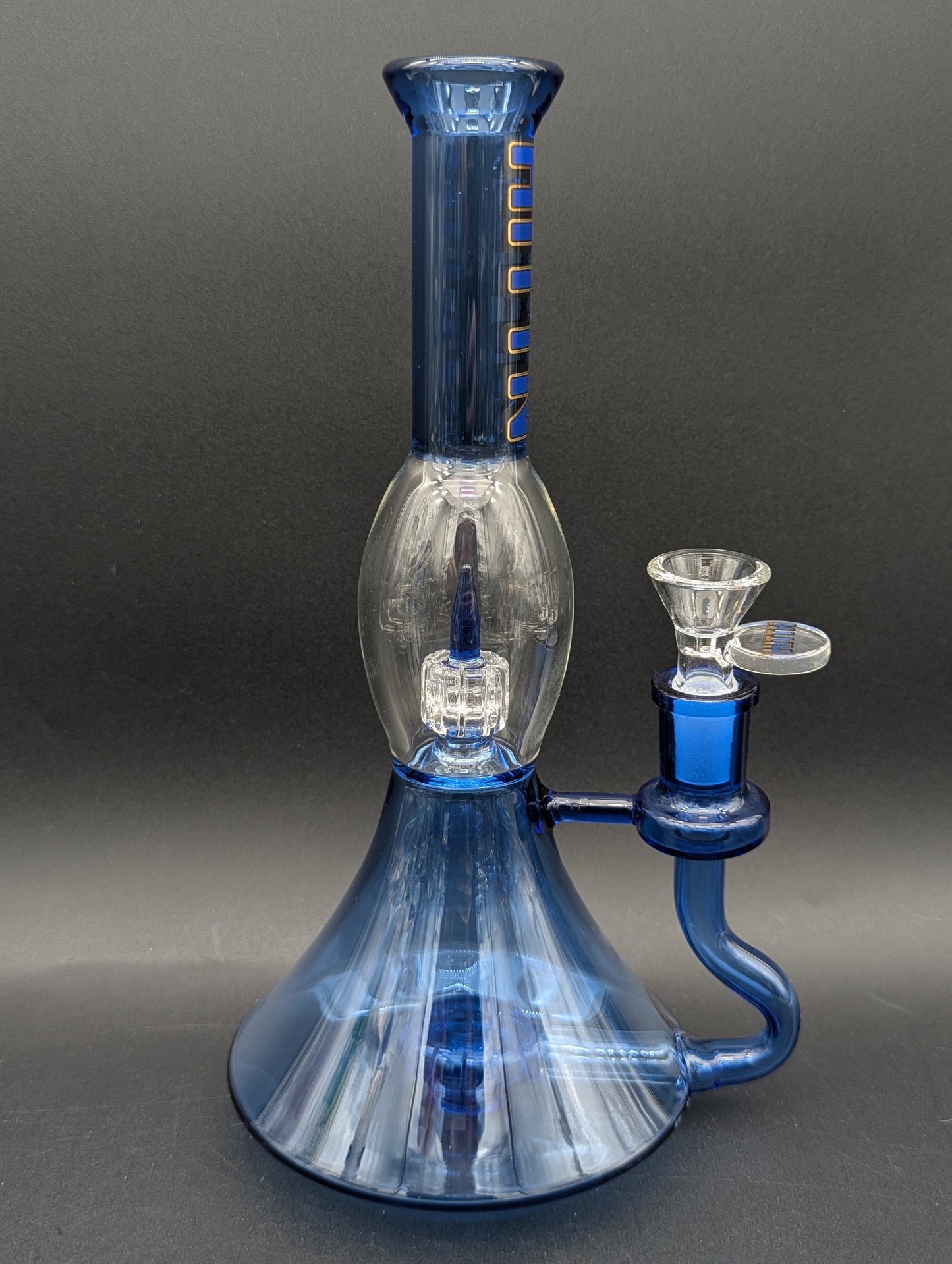 Hittin Glass 10" Showerhead Matrix Beaker-Avernic Smoke Shop