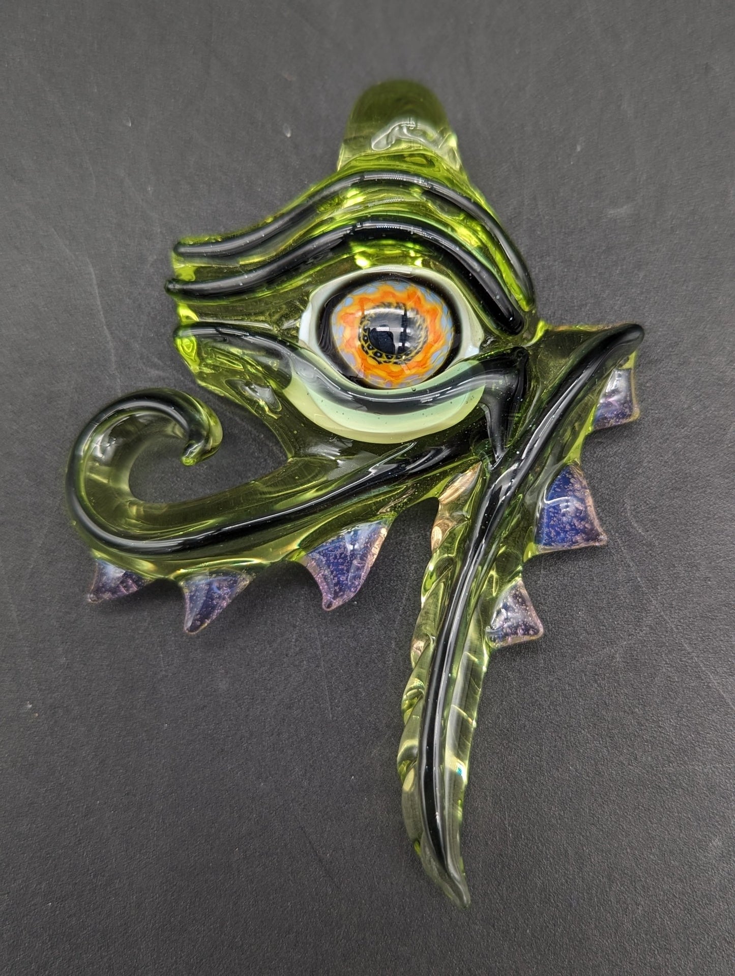 Mako Glass Eye of Ra Pendant - Meech Madness Smoke Shop