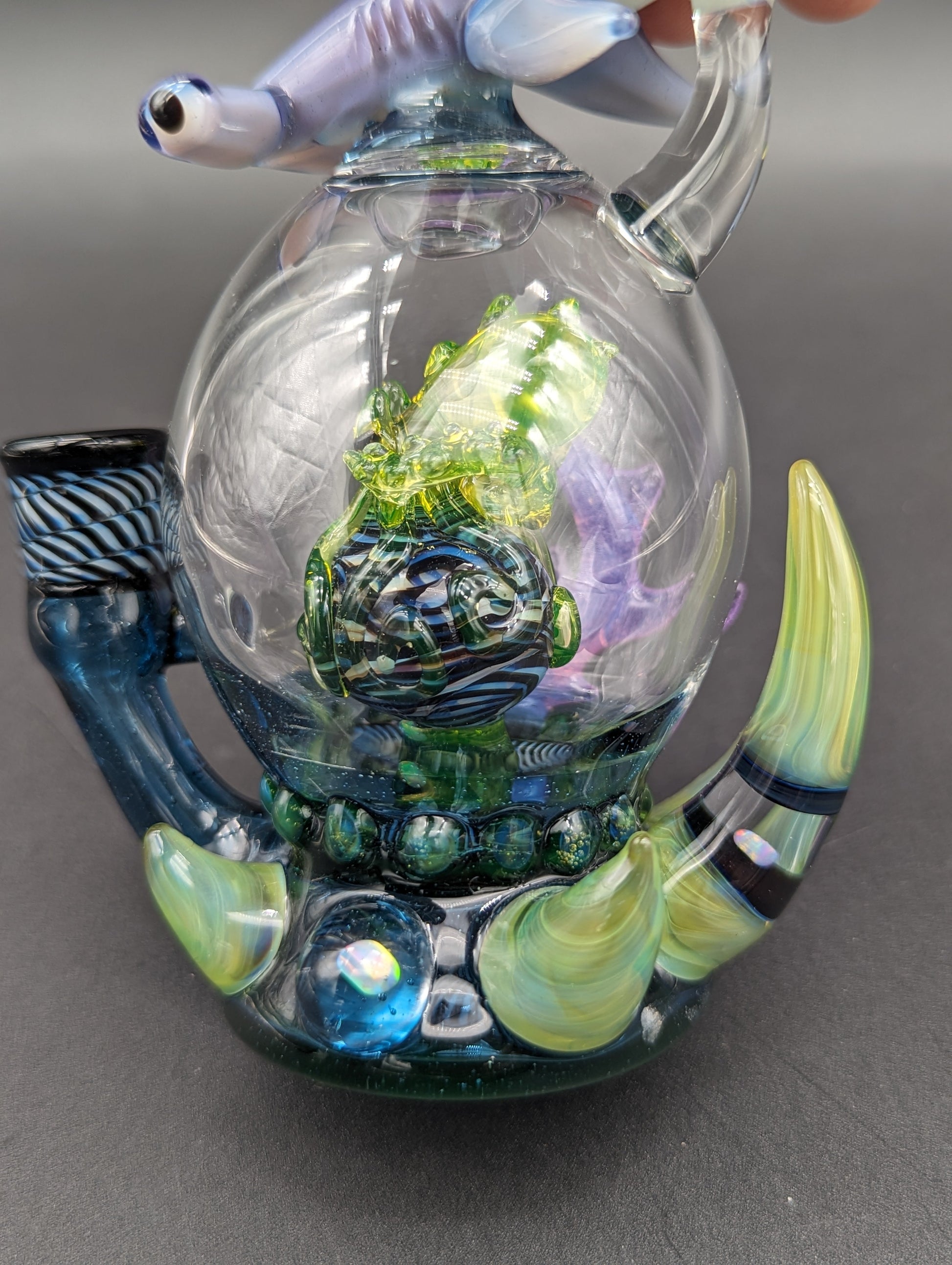 Mako Glass UV Hammerhead Octopus Dab Rig - Meech Madness Smoke Shop